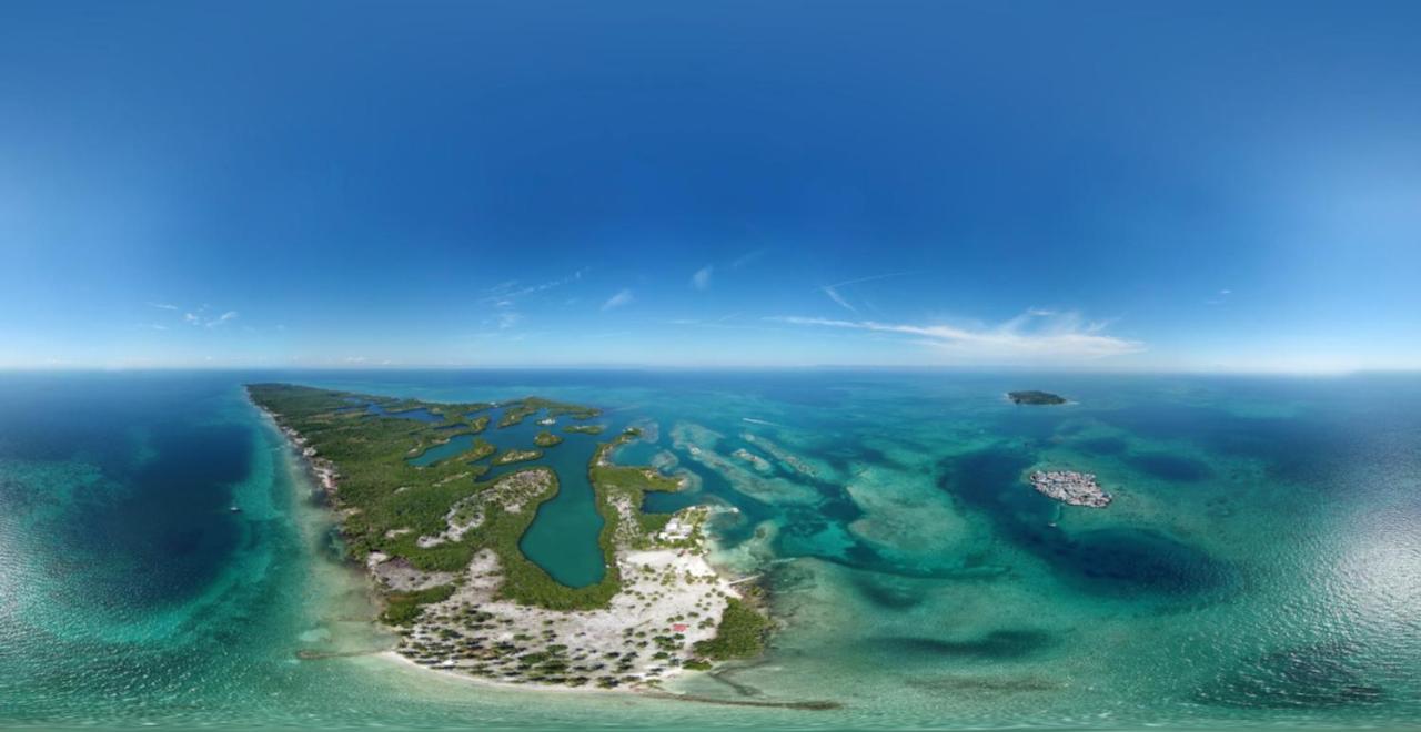 Santa Lova Eco-Hostel Isla Tintipan Tintipan Island Екстер'єр фото