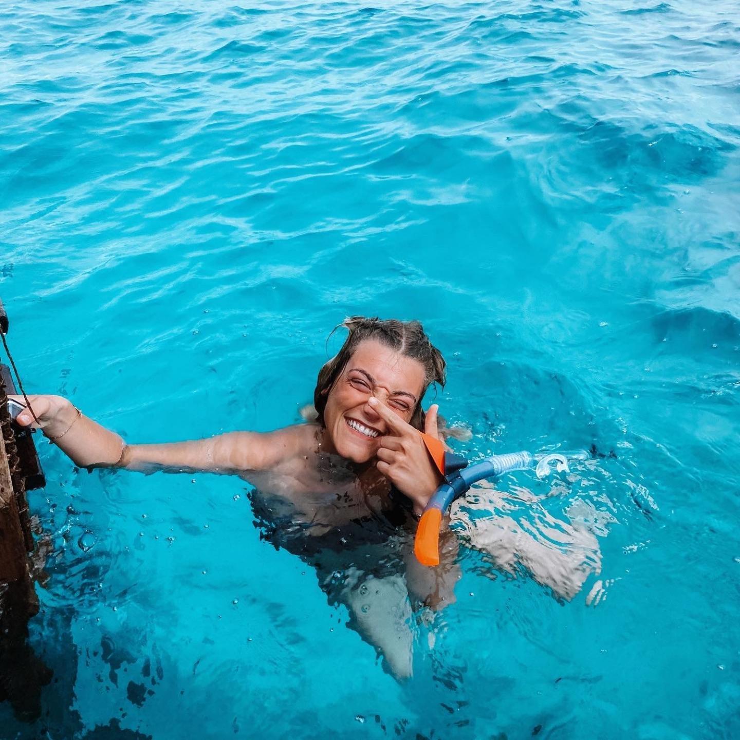 Santa Lova Eco-Hostel Isla Tintipan Tintipan Island Екстер'єр фото